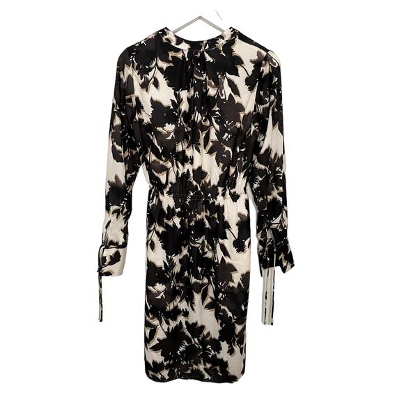 H&M long sleeve dress SZ small in tonal floral pattern - Picture 5 of 8